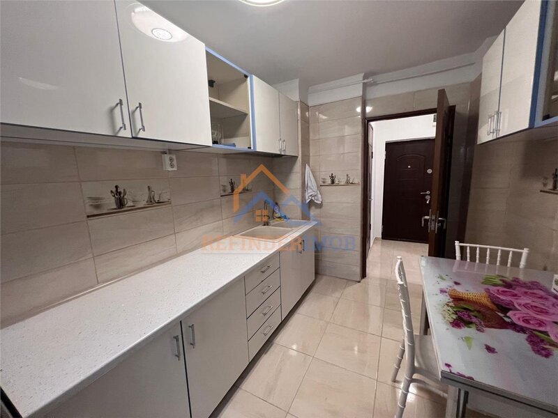 13 Septembrie Apartament 3 camere de inchiriat